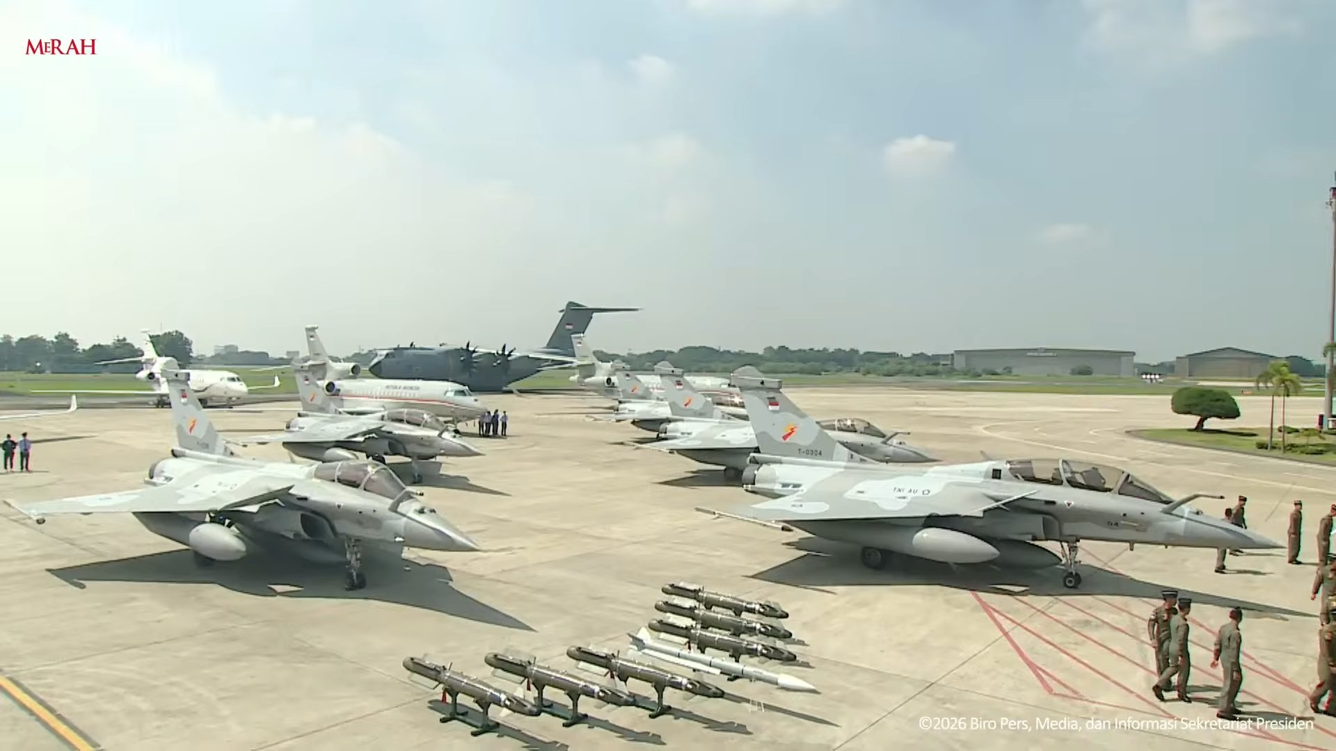 印尼今天（5月18日）在雅加达东部的哈利姆空军基地（Halim AFB），为最近