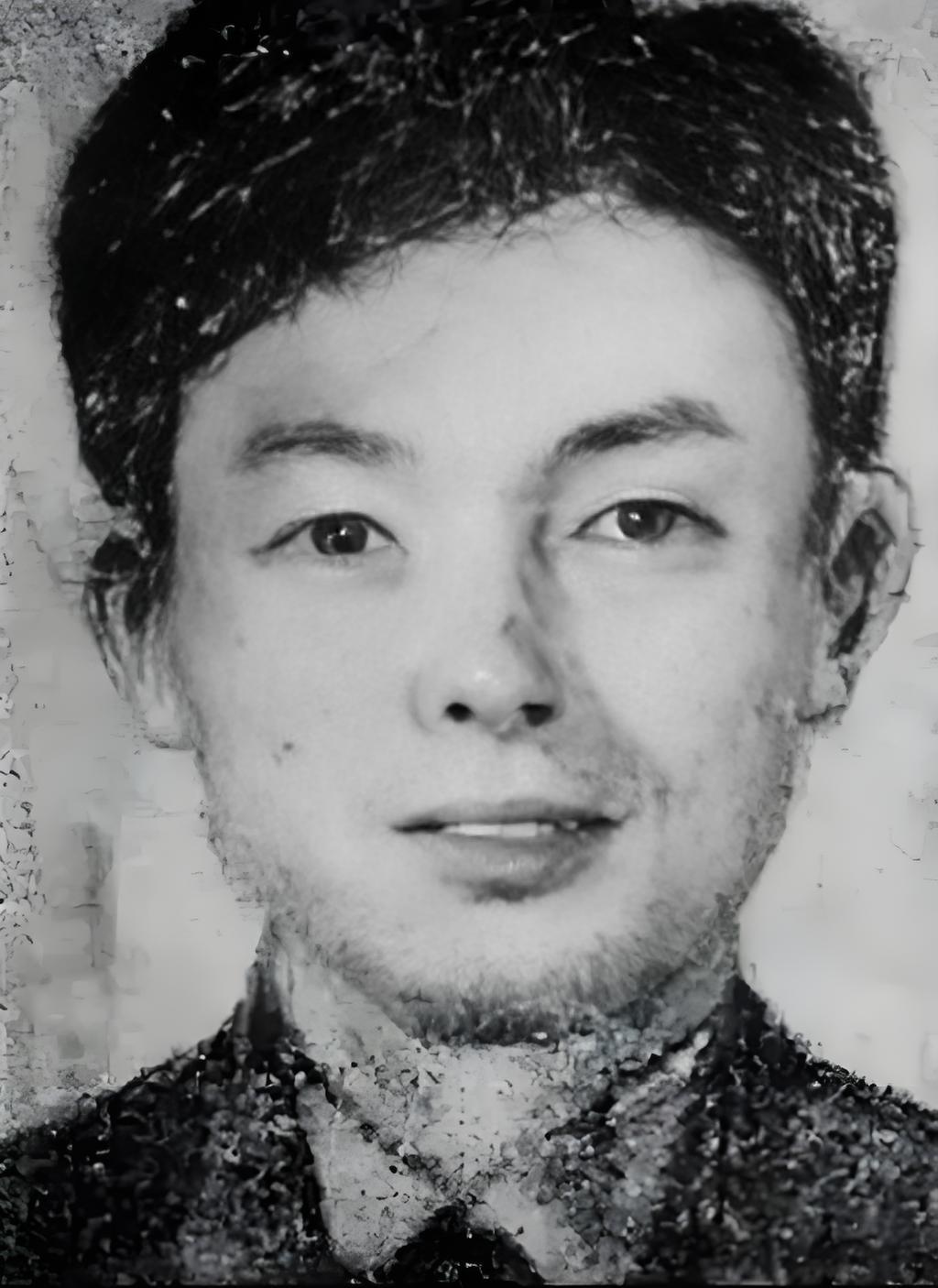 说出来你可能不信，有个年轻人中了5枪居然没死！他叫傅有智，死的时候才22岁，却活