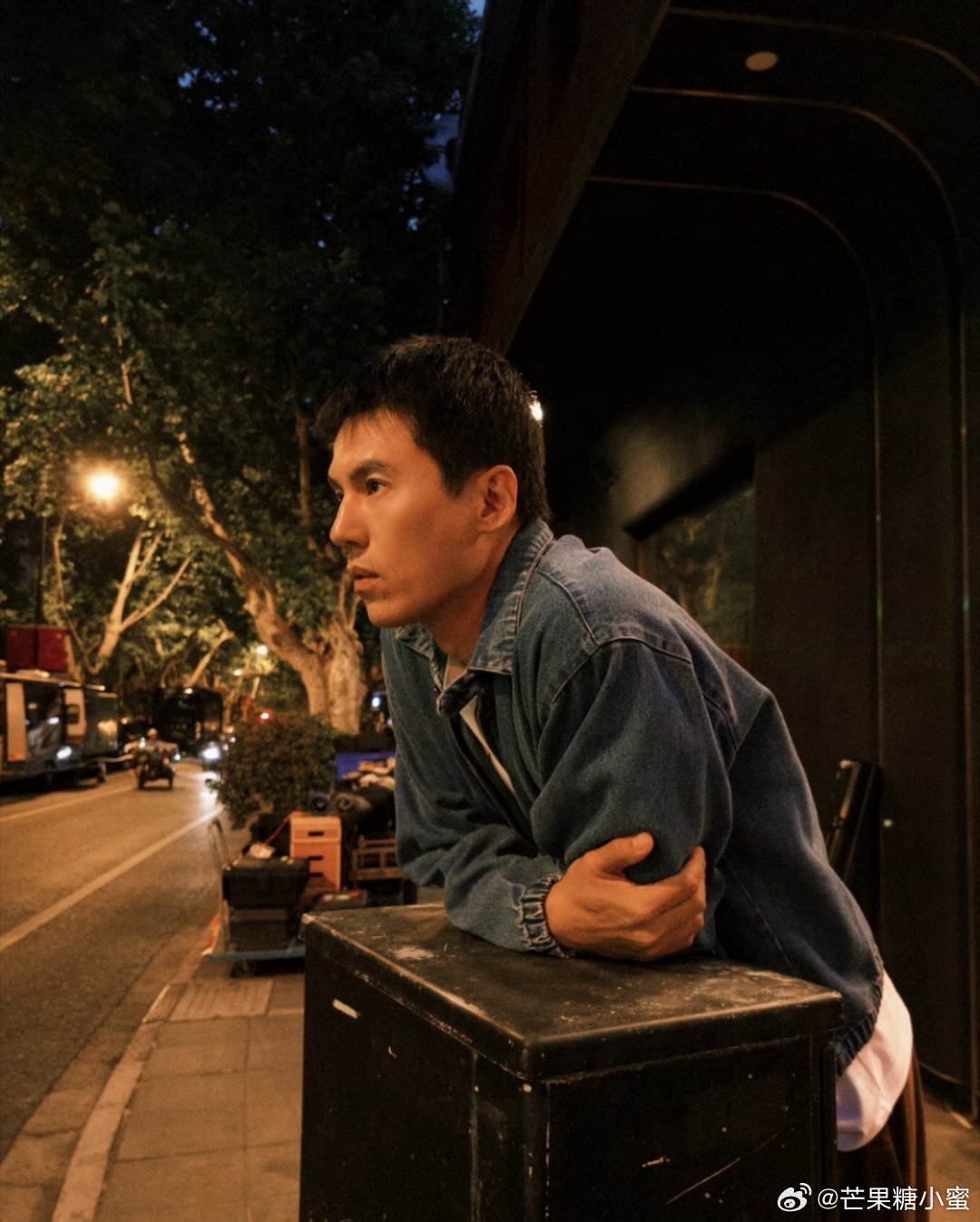 宋宁峰回应婚内出轨宋宁峰发长文承认了婚内出轨，直接全盘认下责任，没找任何借口。他