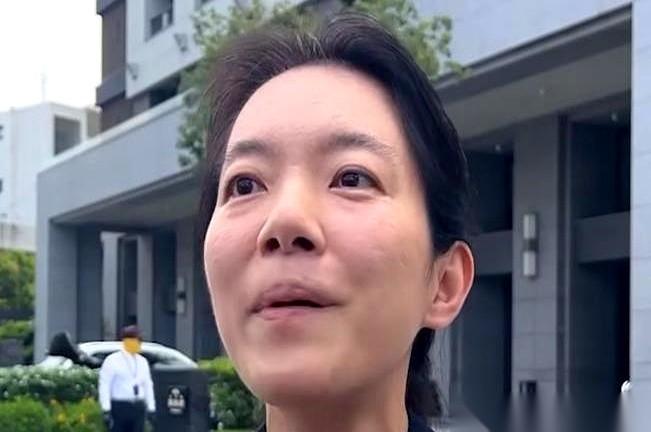 你说这人要是绝情起来，能有多可怕？
信息不回，电话不接，在家里把你当七月半的鬼一