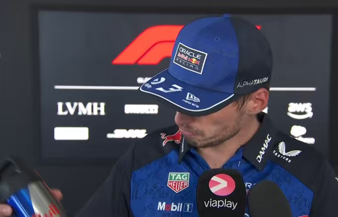 啊啊啊赛后采访…潘哥你好幽默🎤 Max：[像要死一样咳嗽] “哇哦...我差点
