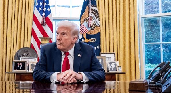 美国变卦了，美国海军在简报会上再度确认，暂时不会为航运业提供穿越霍尔木兹海峡的护