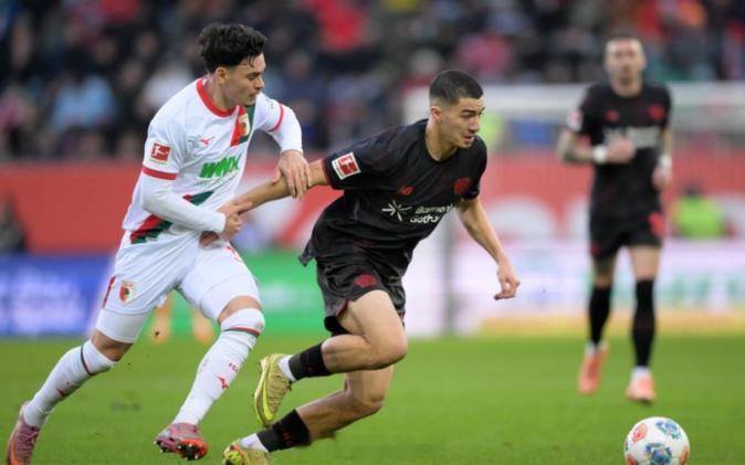 2025-26赛季德甲第13轮爆冷，奥格斯堡主场2-0完胜勒沃库森。临时主帅鲍姆