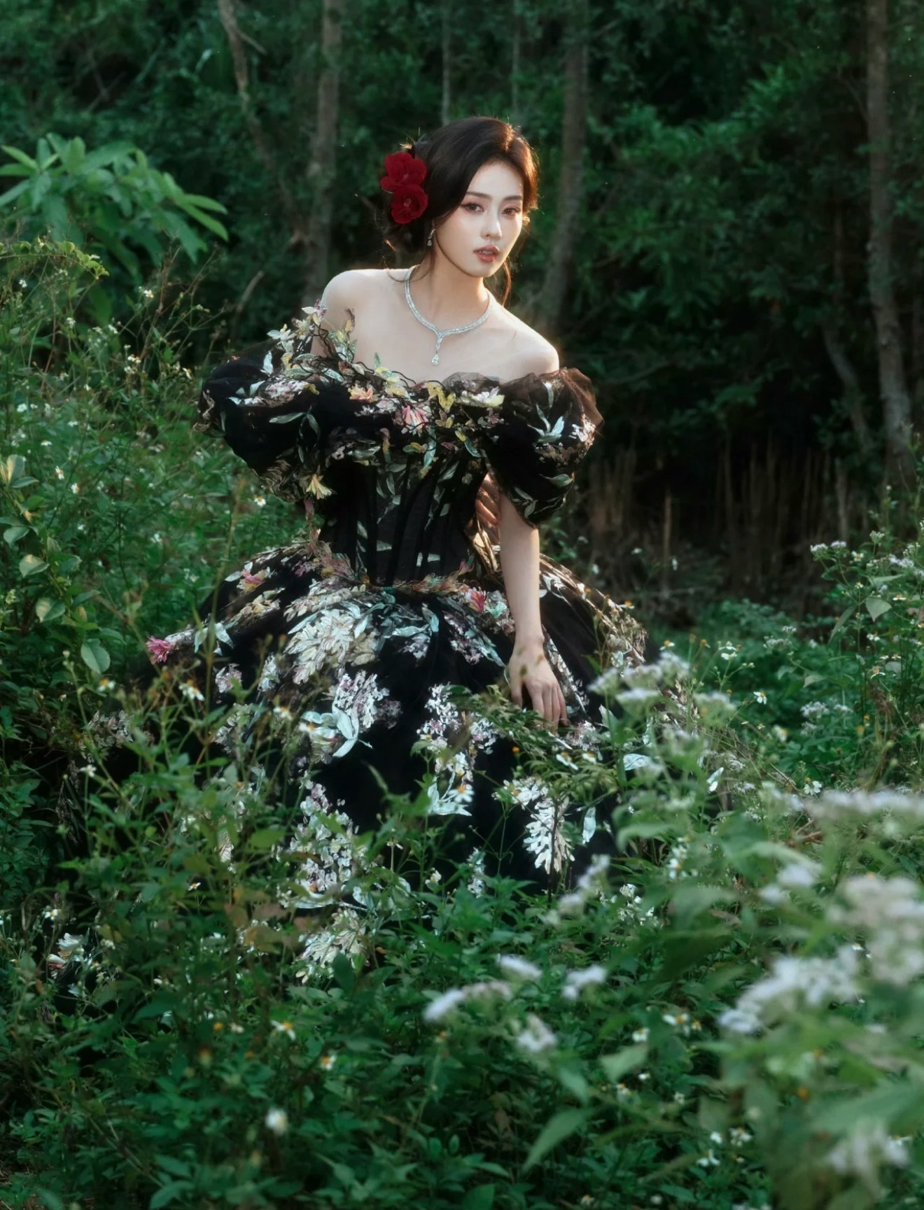 腾讯视频星光大赏白鹿第二套造型🈶，仙气飘飘，好像丛林里的精灵🧚！ 