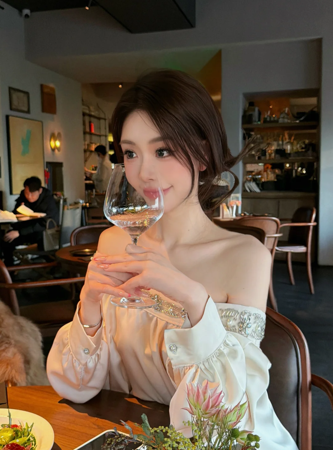 发际线半年咯