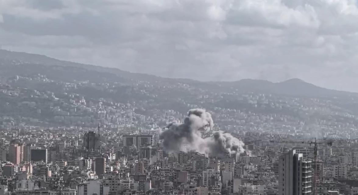 来自央视新闻：黎巴嫩总统奥恩5日发表讲话说，黎政府已向以色列提出停火倡议，但尚未