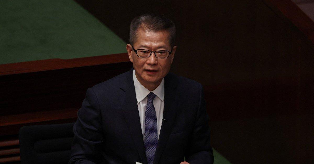 [To learn English]
Hong Kong is in discu