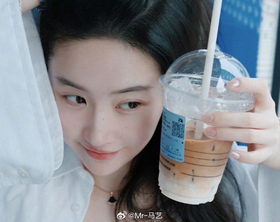 刘亦菲素颜女大刘亦菲素颜好美啊，不愧是天仙美女