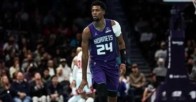 北京时间11月29日，NBA杯，黄蜂123-116公牛。黄蜂队米勒27分3帽，塞