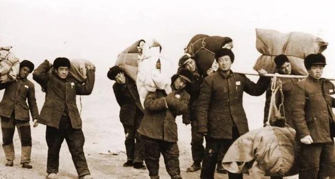 A级旅游景区！看了介绍，深受感动！没有前辈们（如图）的艰苦奋斗，哪里有我们今天的