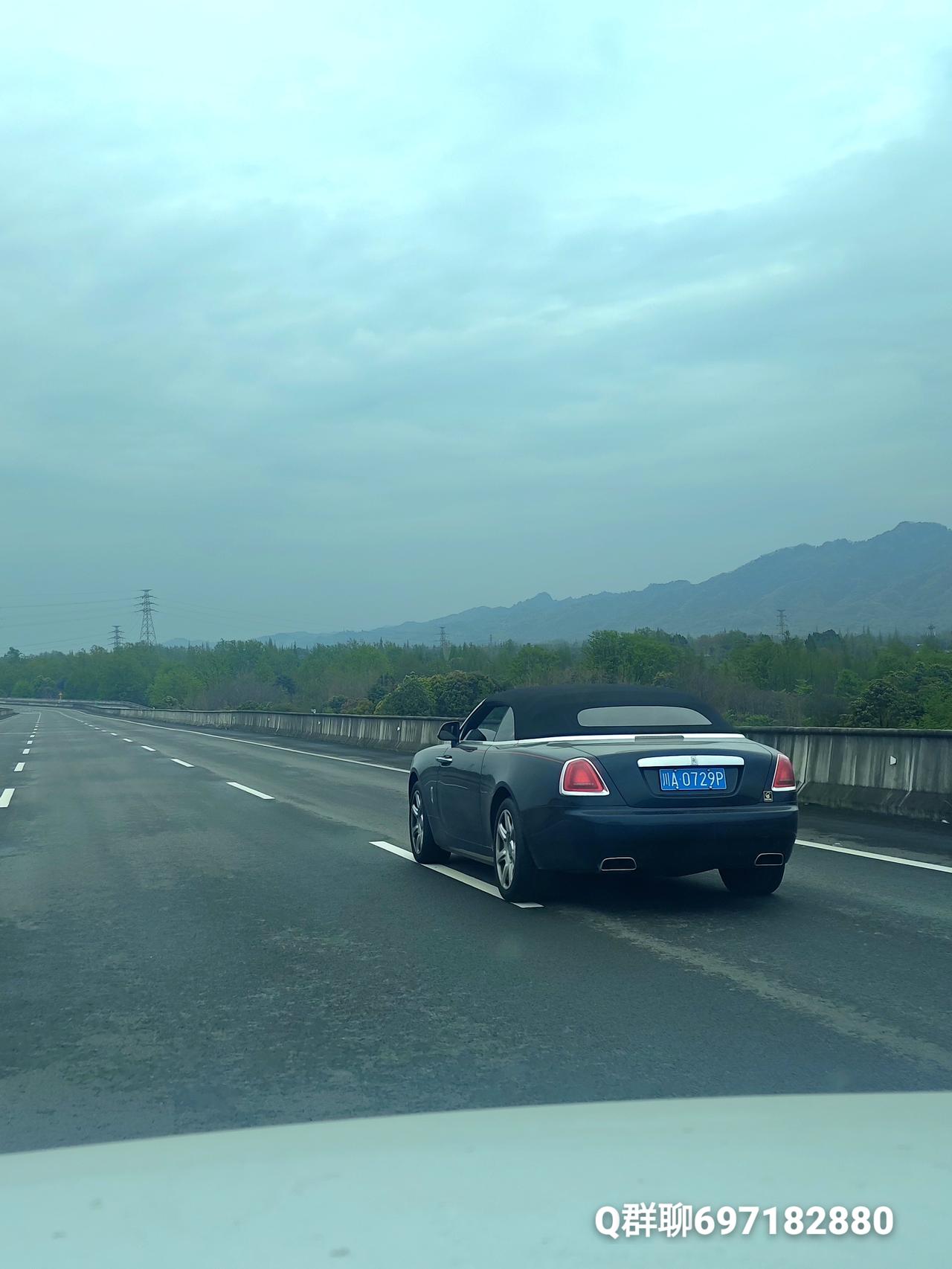 昨天我们这里下起了雨。这两天广东的山里边应该是特别热闹，甚至很多地方都开始堵路了