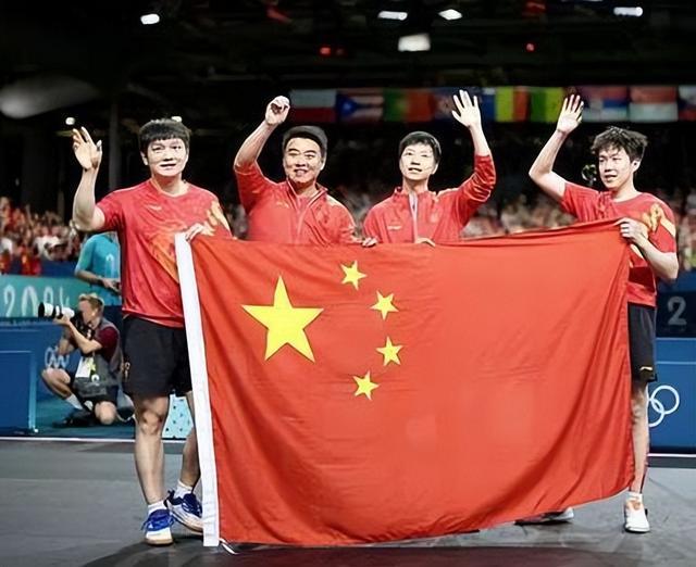 百年世乒赛打来打去，基本上是东亚四国和欧洲几个国家轮番坐庄，40%的金牌归中国，