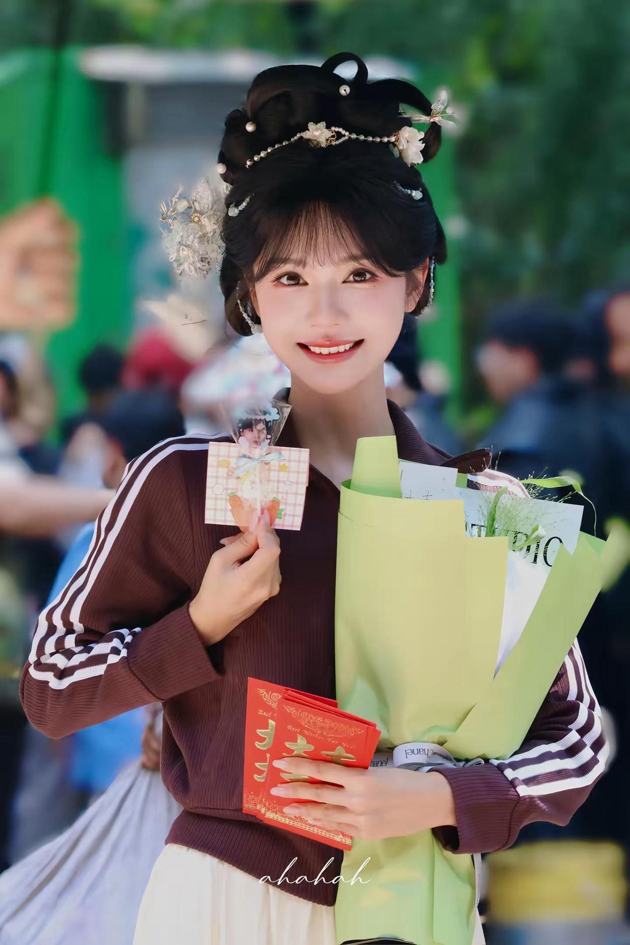 这个念儿如此美萌🍓。@刘念 刘念 春深锁玉郎