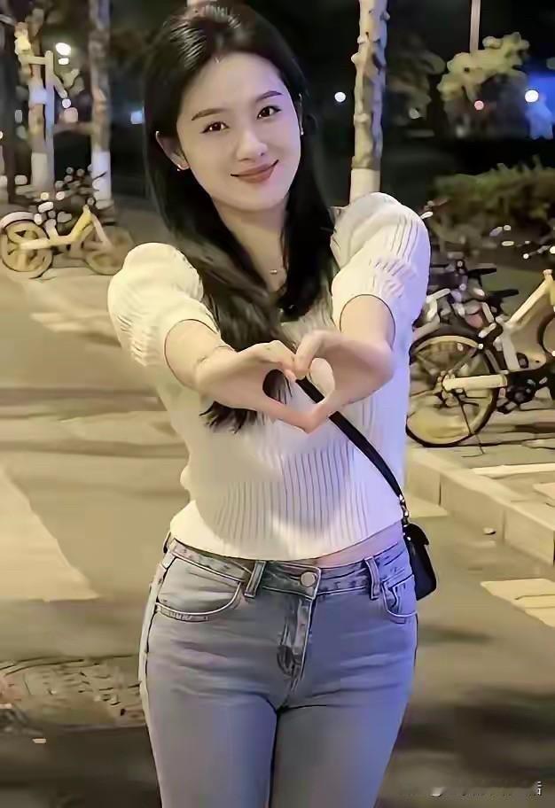 我直接摊牌了
我承认我也是一个老se批
我就是一个好se之徒
这个就是我在头条上