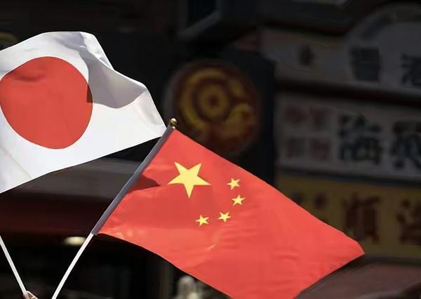 中方稀土“硬刚”日本！直接撕合同断供，16年去中国化梦碎
 
中方硬核反制，不打