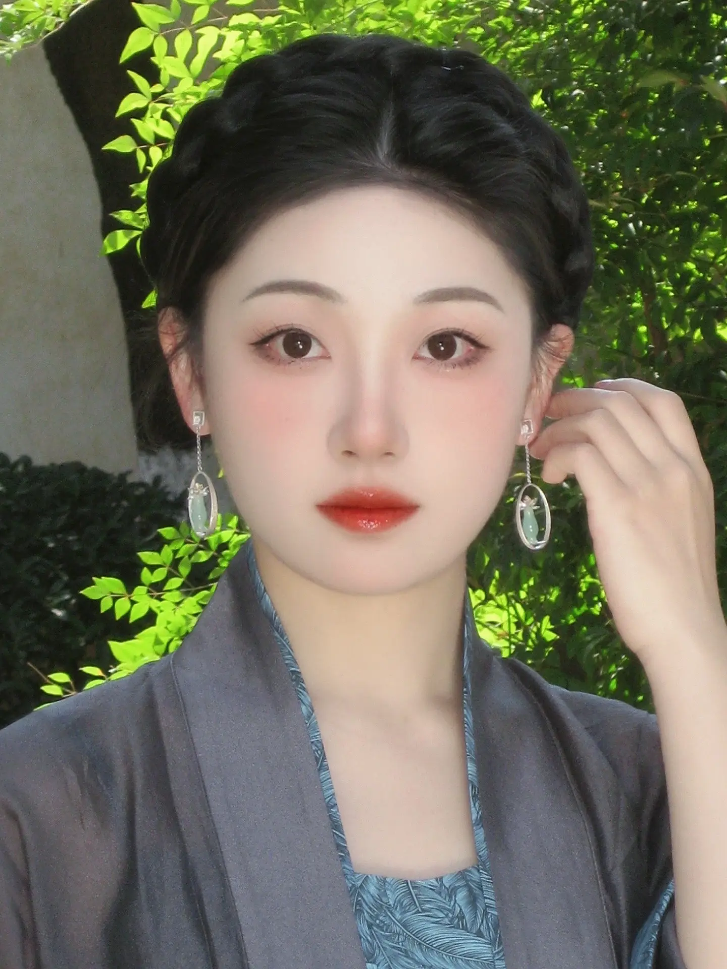 与谁同坐，清风明月我。