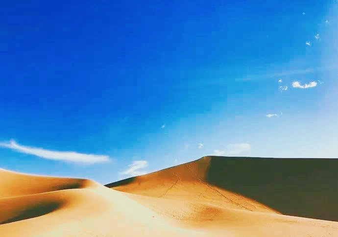 不要因为一点小事就否定了一个人的品行。在家庭生活中，在与人接触中，我们要多多看到