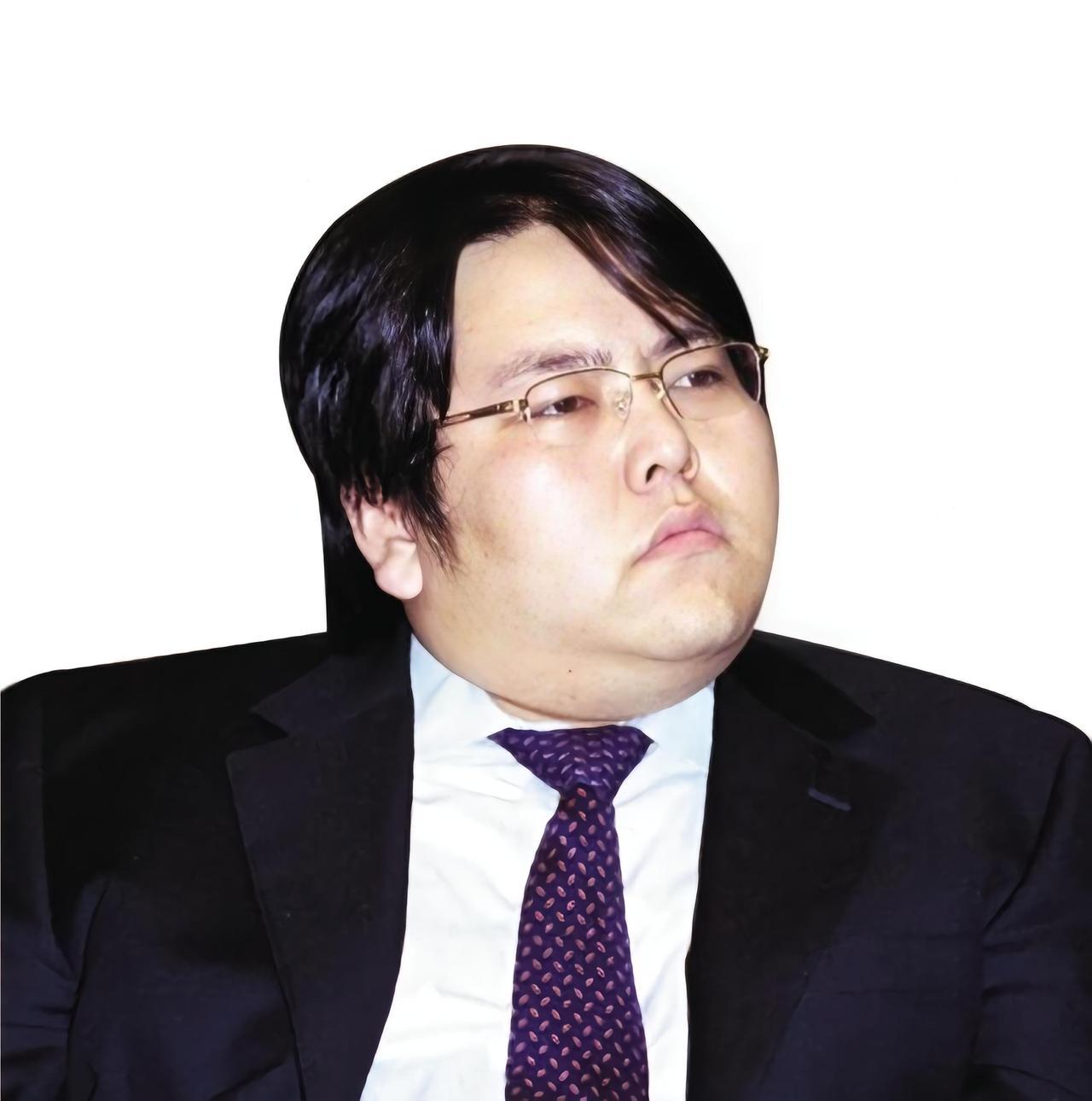 2009年，李兆会在北京“天上人间”，花费880万包场。当时，老板说：“我要送您
