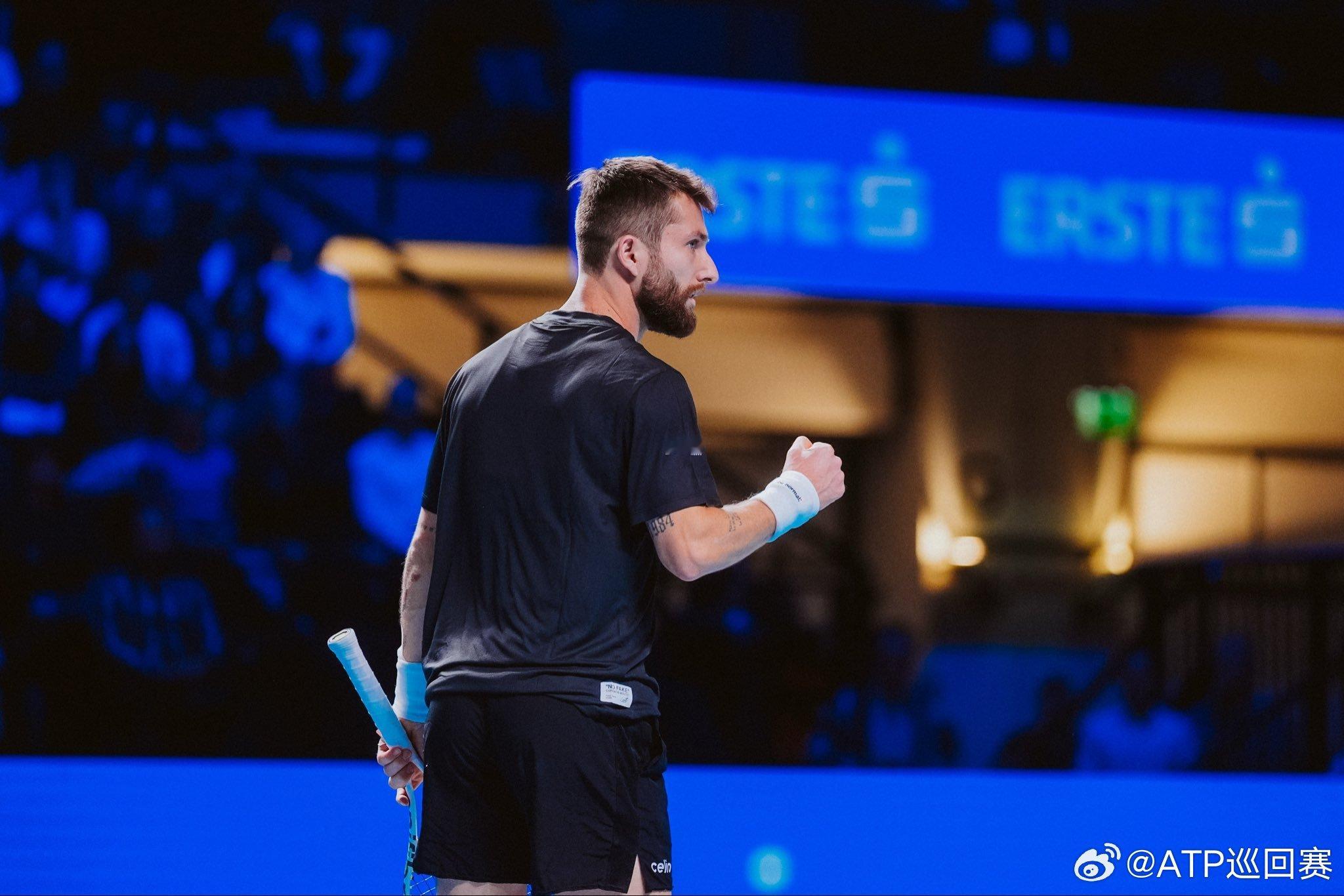 成功复仇💪ATP500 维也纳站第二轮，法国选手穆泰以7-6(3) 6-4击败