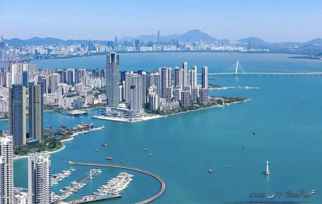 今天和一个客户在聊天，他在08年的时候，零首付买了5套房子，一直持有到现在，他现