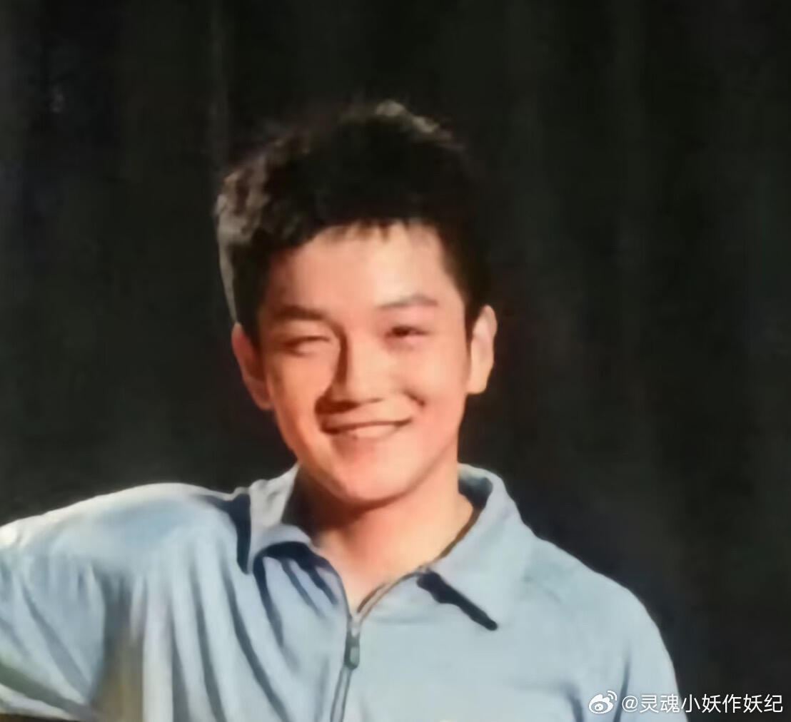 笑容明媚的樊振东！ 