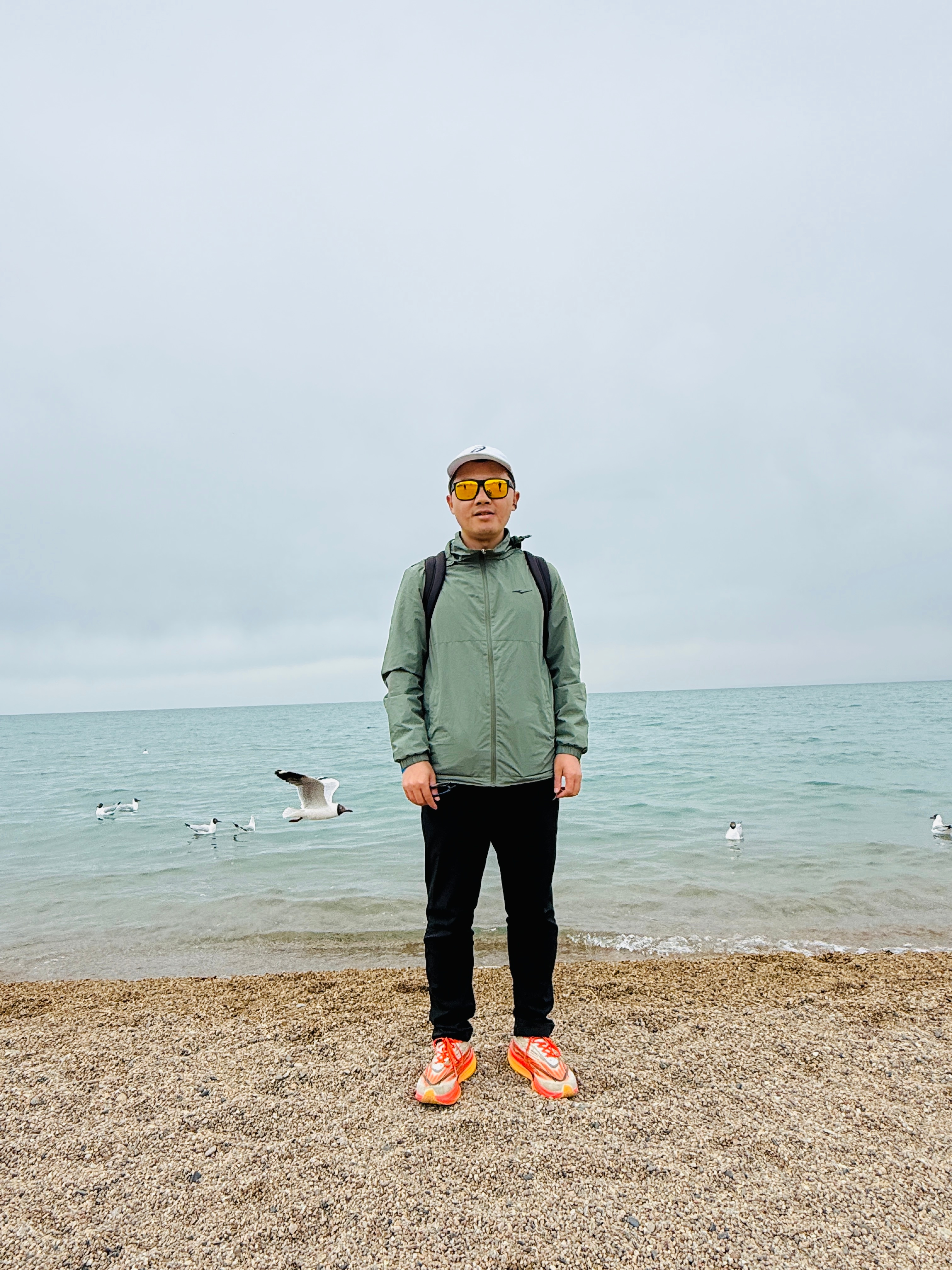 特种兵式的去了一趟青海湖，可能天气一般，所以在青海湖并没有太大的感觉。但是从兰州
