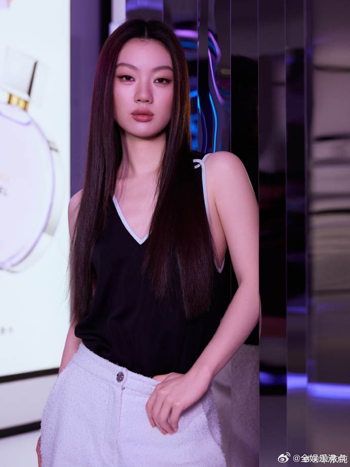 单依纯演唱会歌单删了李白单依纯：删了李白，换歌，道歉，下次不犯了单依纯演唱会换歌