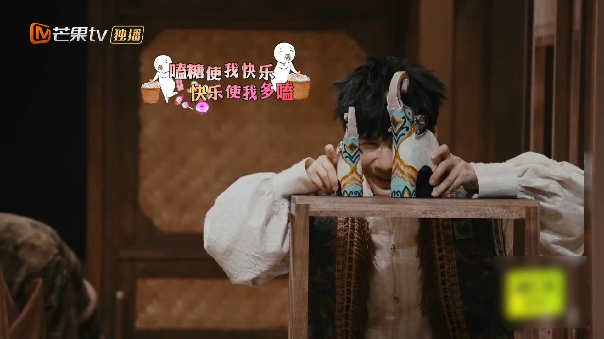 大张伟嗑cp贴脸开大大张伟被嗑到的cp发糖就这样幸福 大张伟：嗑糖魂熊熊燃烧！大