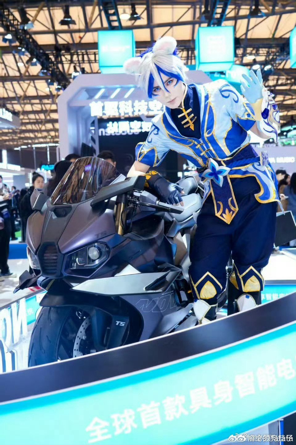 两轮出行进入AI时代 现在两轮车出行靠AI是真省心又方便，是保护我们生命的盾牌，