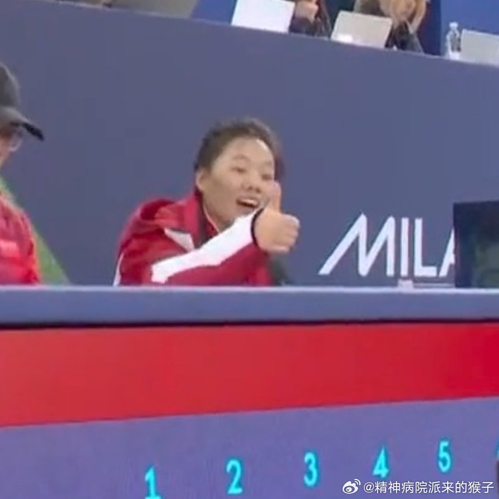 米兰冬残奥会 来自王蒙姐的精彩轻磕，第三局后手两分！茹霞教练：👍🏻👍🏻?
