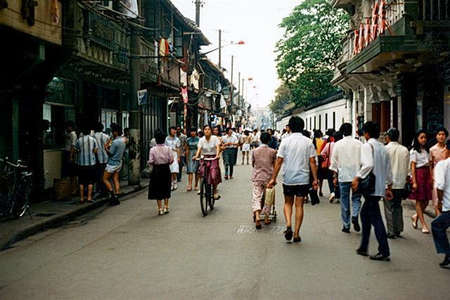 尘封的记忆 - 1987的上海街头