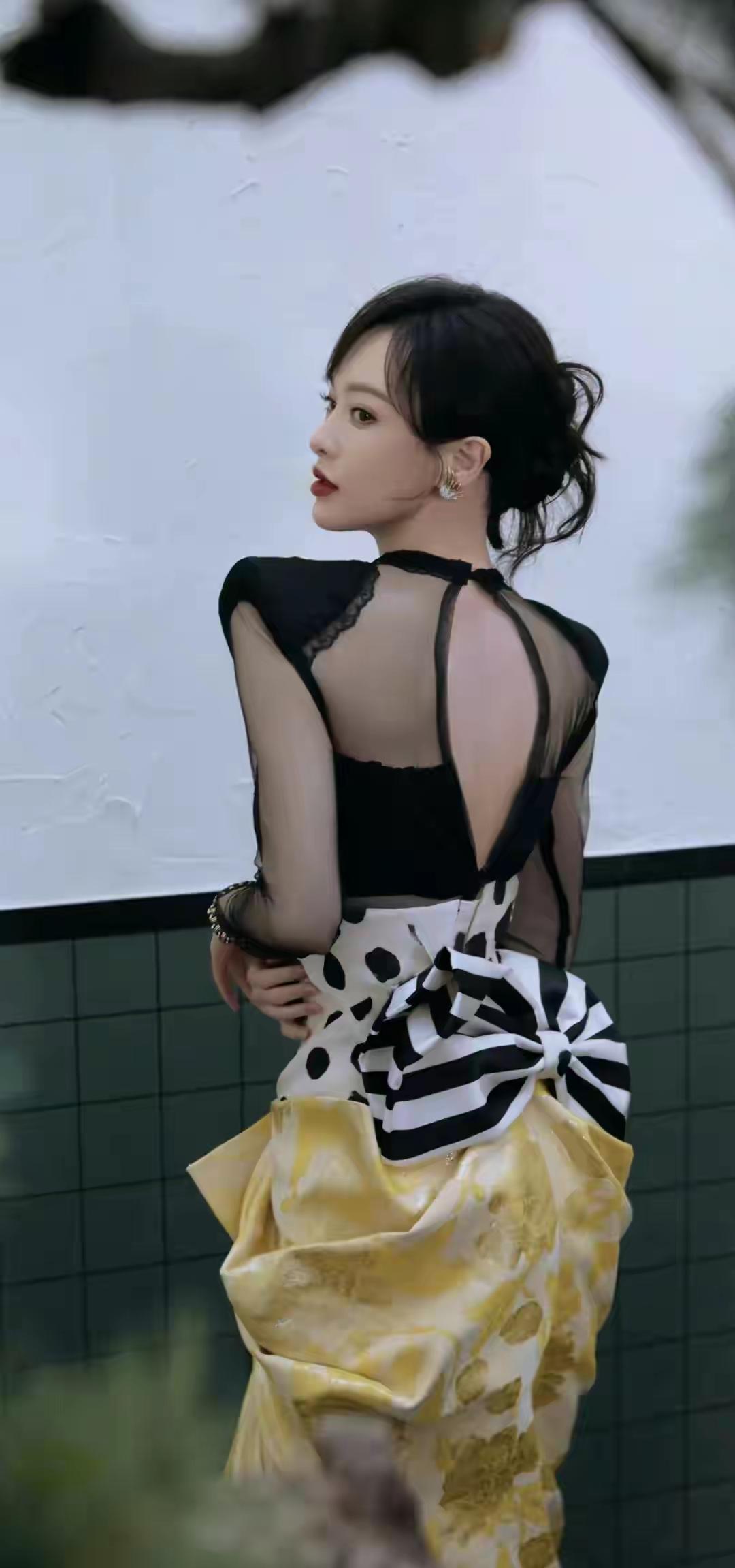 唐嫣单依纯向李荣浩道歉你怎么看