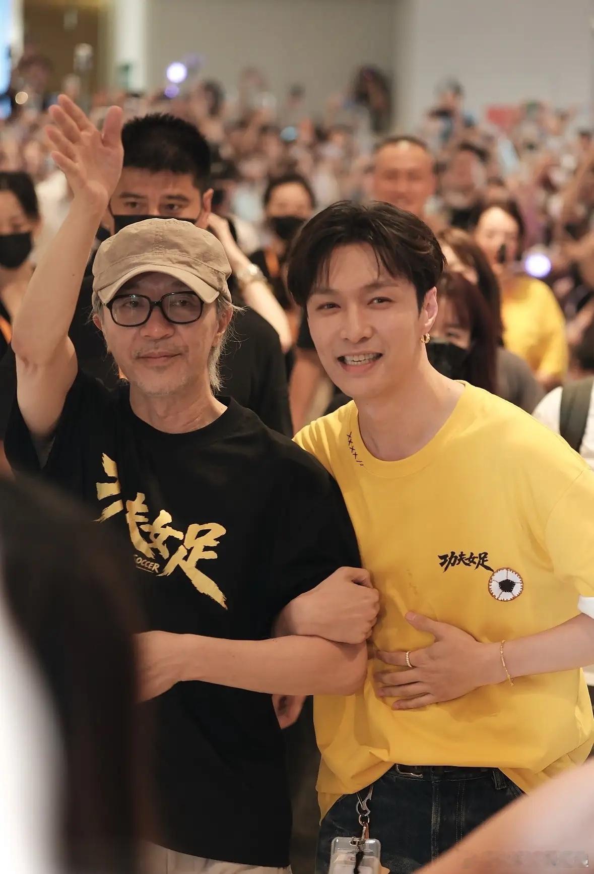 张艺兴在《功夫女足》演得好不好咱先不说但是有一点能肯定的是，他在音乐方面的造诣真