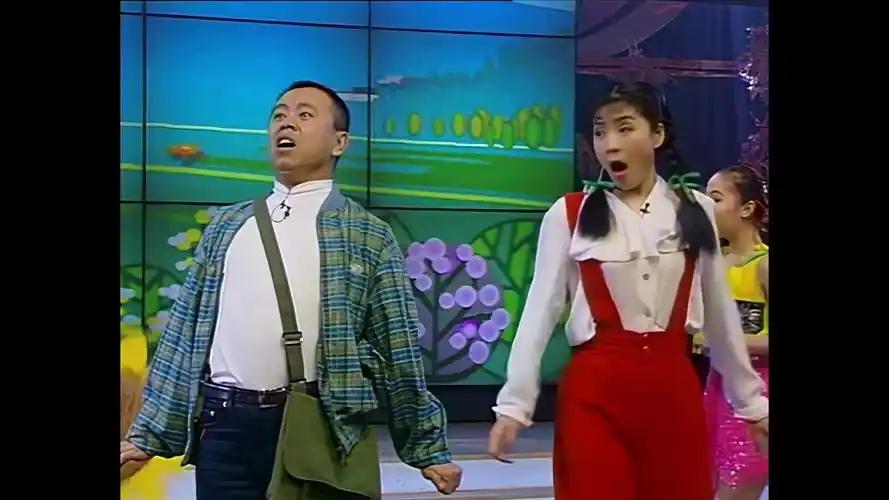 潘长江自曝下乡往事：手冻得像胡萝卜，一碗酸菜白肉记了一辈子

最近潘长江自曝了自