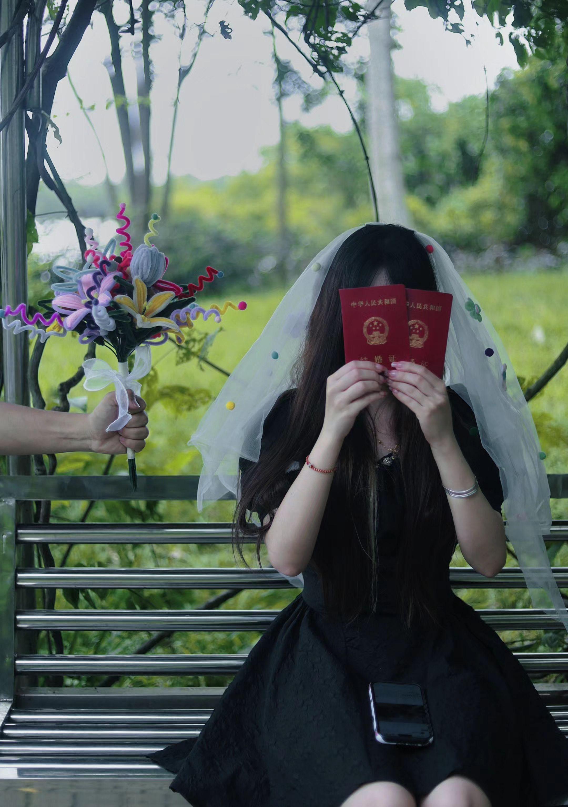 我想送花给女孩子 。   📷