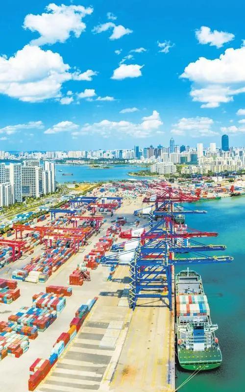 12月18日海南自贸港正式启动全岛封关。中国是东南亚多个国家的最大贸易国，以往货