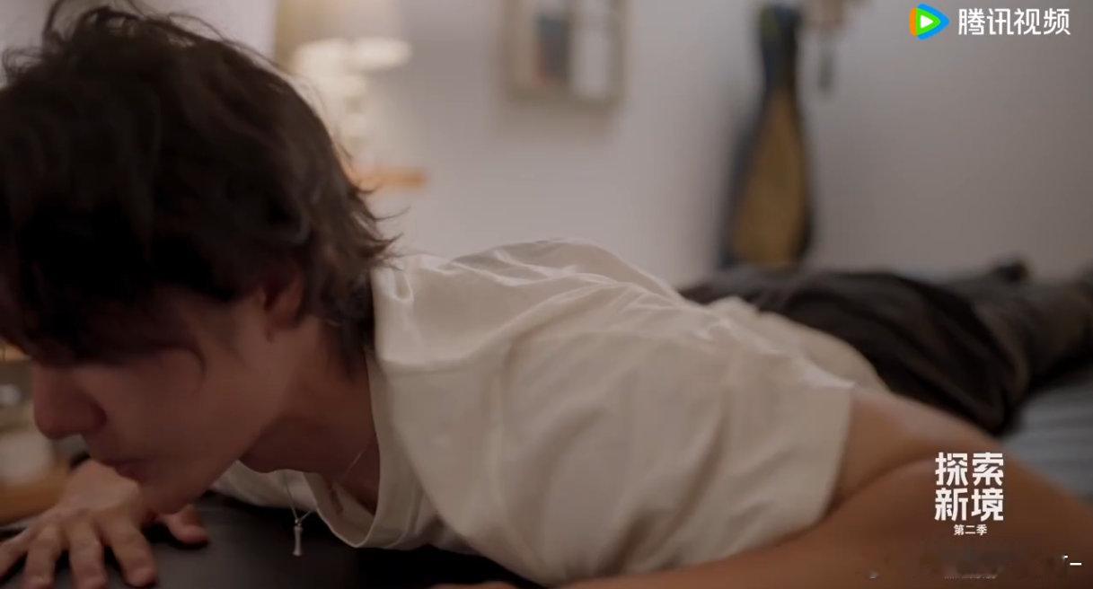 小骨头项链陪着一博正骨 怎么不算是战战一直陪在一博身边呢