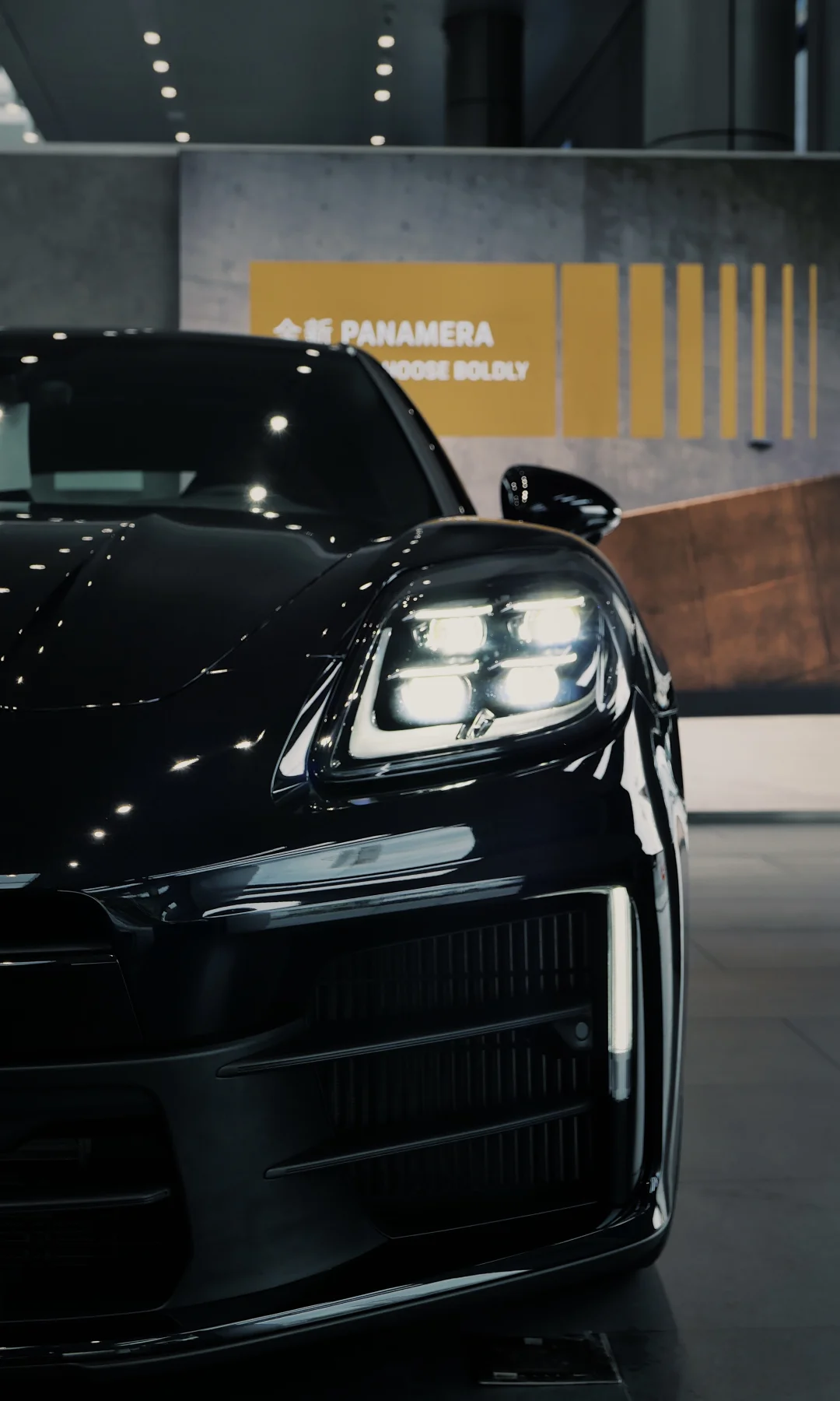 PORSCHE ｜最喜欢黑色 因为Ta本身熠熠生辉