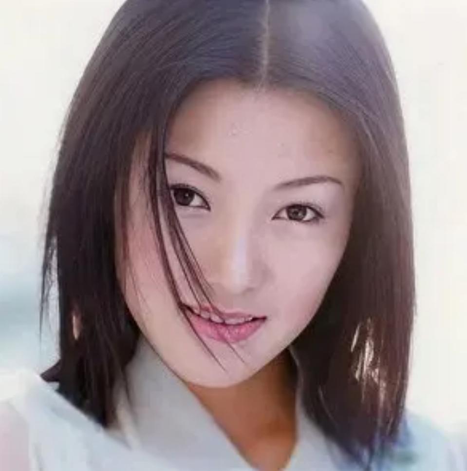 18岁为人母，25岁四登春晚，四年后发现枕边人是逃犯娱乐 明星