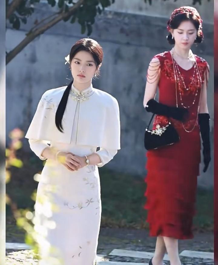 《玉簟秋》成功杀青
但是女主女二的戏才刚刚开始
女二郭宇欣的替身前几天发文称，女