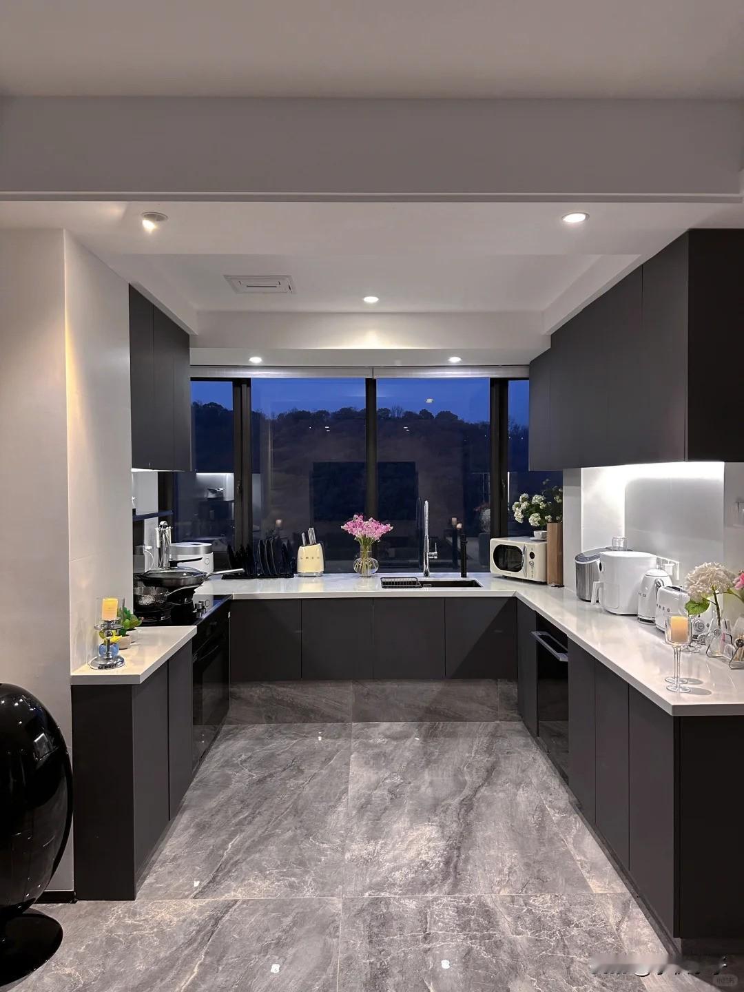 我妈说，你家真是一点也不欢迎亲戚啊！

🏠关于我家
坐标：江苏小县城
套内面积