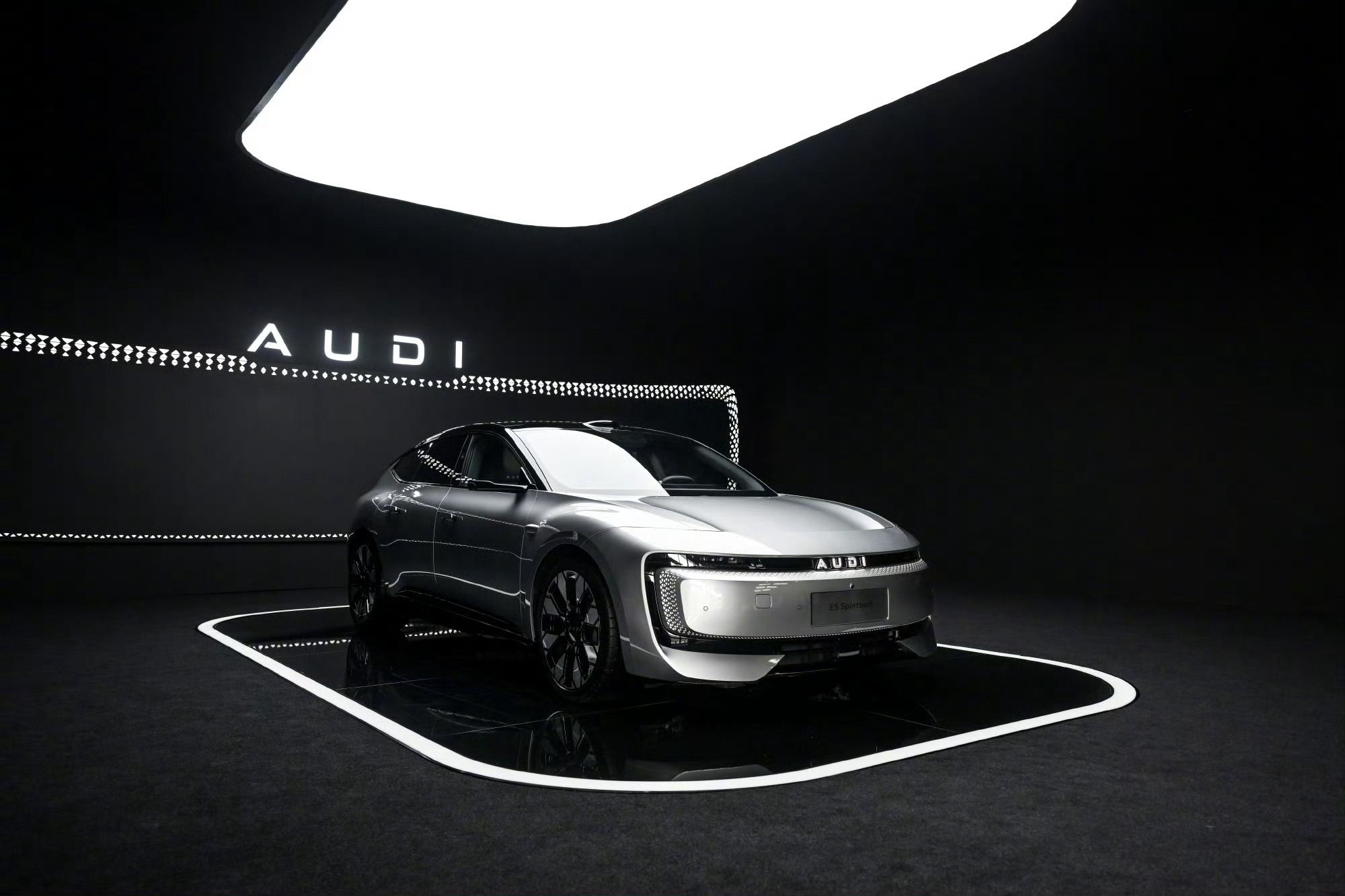 第一台带quattro的智能电动车 前几天参加了奥迪E5 Sportback的试
