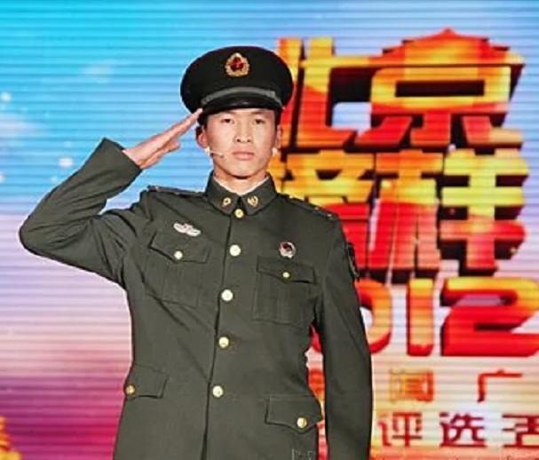 高铁成，男，黑龙江海伦人，1988年3月出生，2007年12月入伍，2009年6
