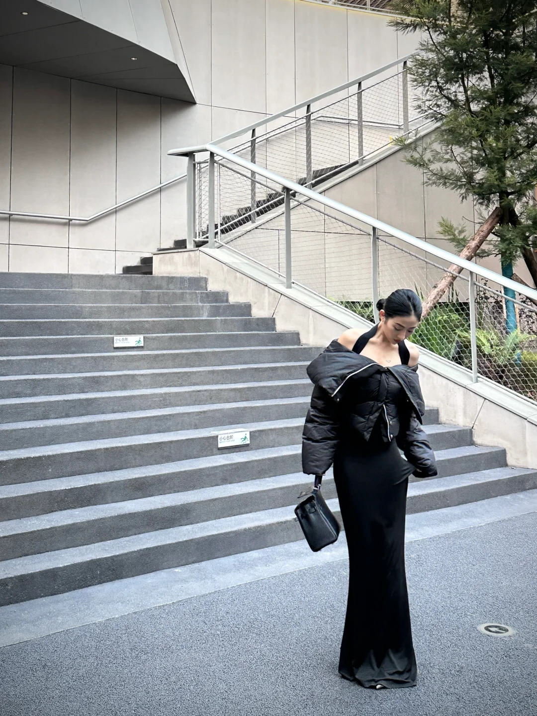 一件不保暖的羽绒服🥶