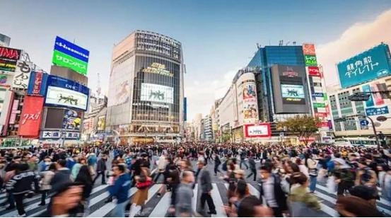 中日差距已经越拉越大！日本本田CEO在采访时无奈表示：“如果用手机做比喻，如今中