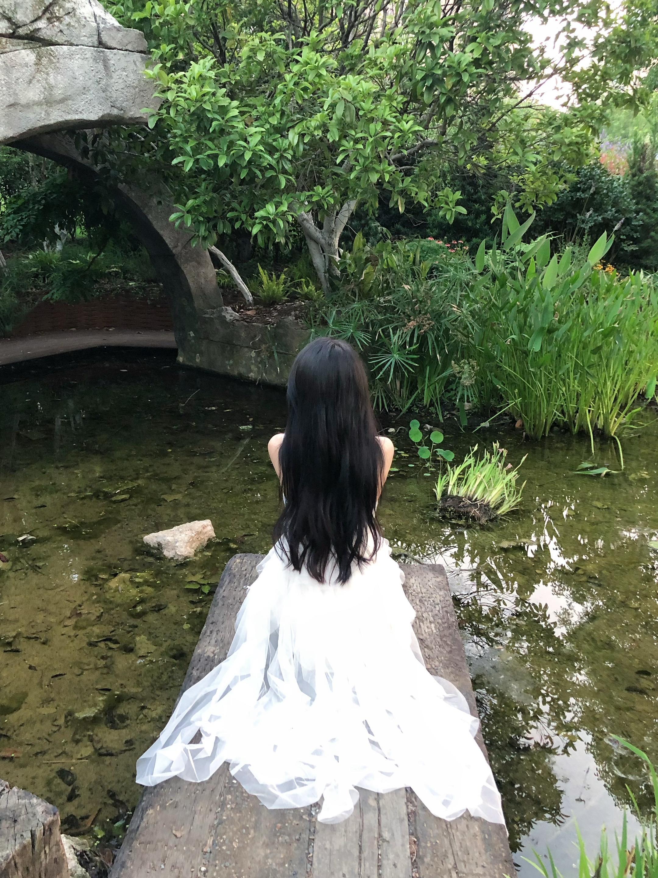 枯木逢春 静水成玉