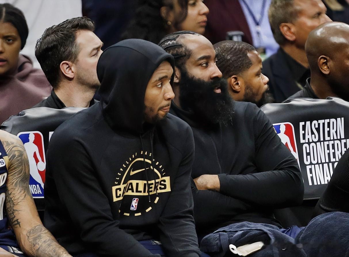 拼尽全力却惨遭横扫！米切尔终于醒悟，哈登根本带不了夺冠！

NBA东决G4正式收