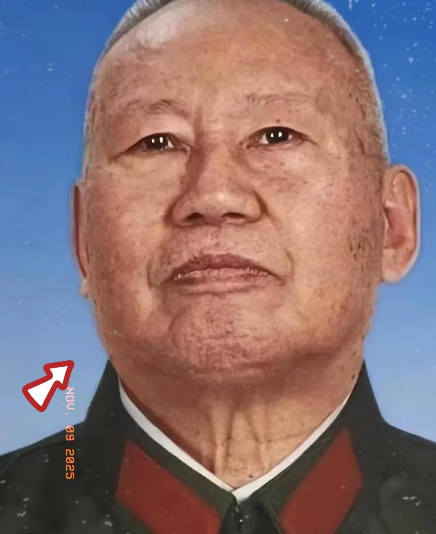 这才是真正的英雄风骨！1978年，原空军副司令张积慧被解除职务、关押两年，198