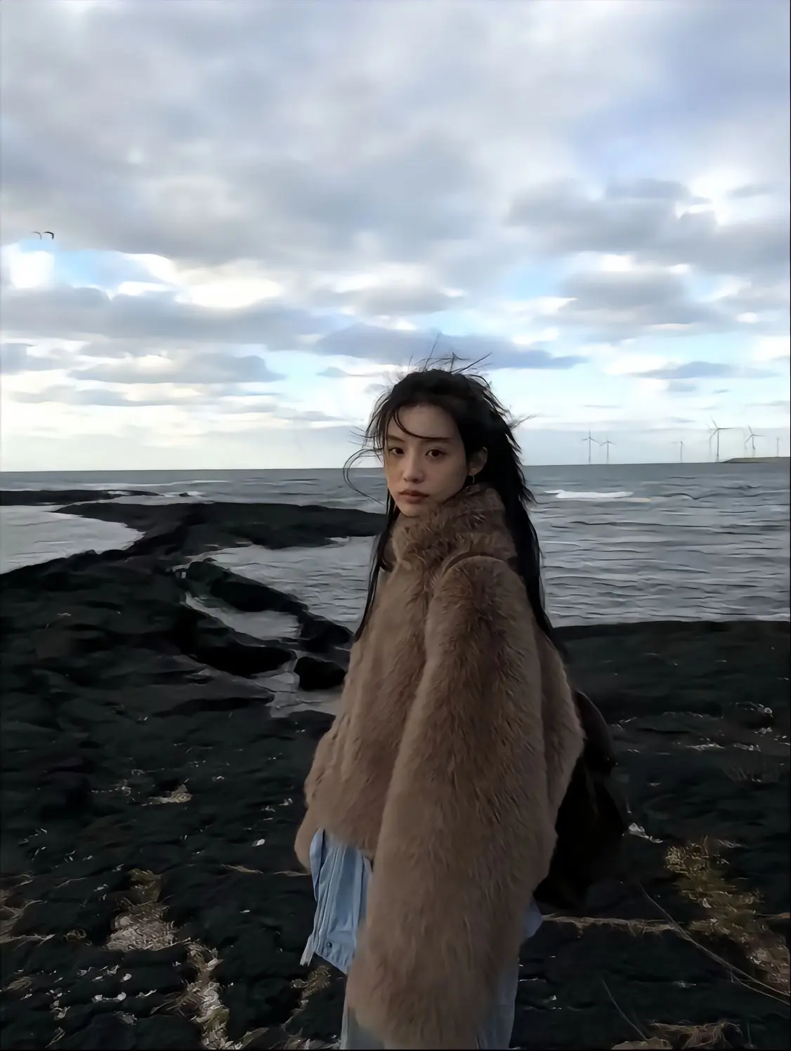 如果你觉得哄女朋友是一种舔狗行为 那你就不要谈恋爱