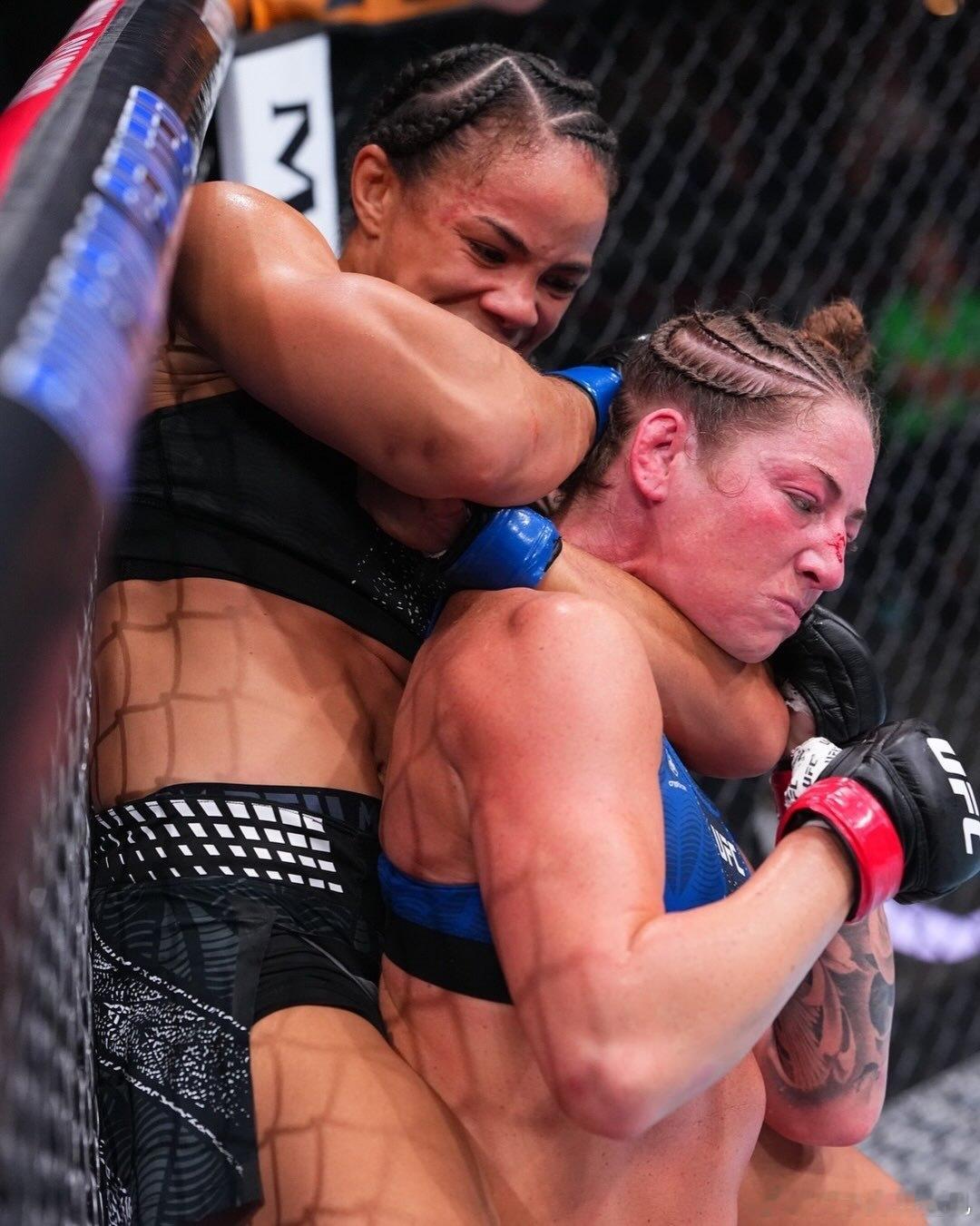 UFC 战果——今天UFCOKC的两场女子比赛都相当精彩首先是新签约的🇺🇸A